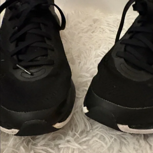 Lululemon Chargefeel Mid Women's Workout Shoe SIZE 9 - Picture 5 of 10